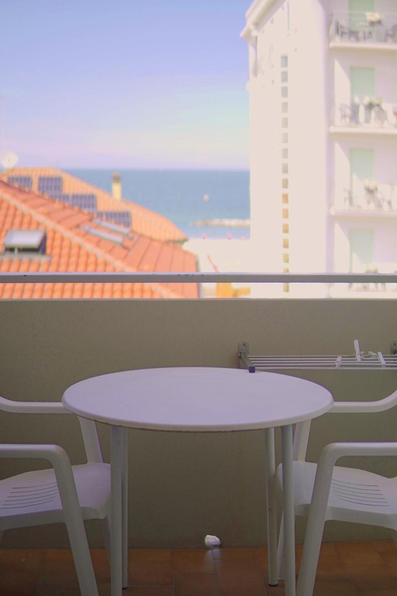 Hotel Atlas Gabicce Mare Ngoại thất bức ảnh