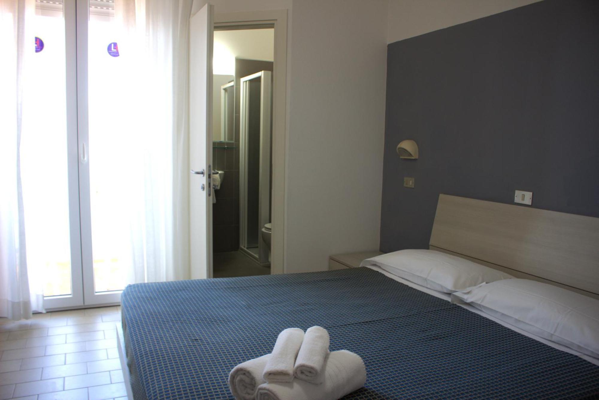 Hotel Atlas Gabicce Mare Ngoại thất bức ảnh