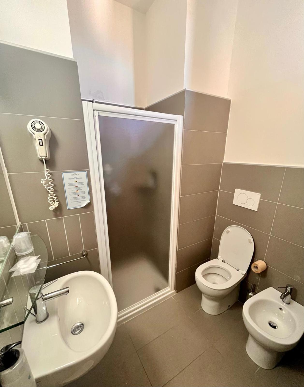 Hotel Atlas Gabicce Mare Ngoại thất bức ảnh