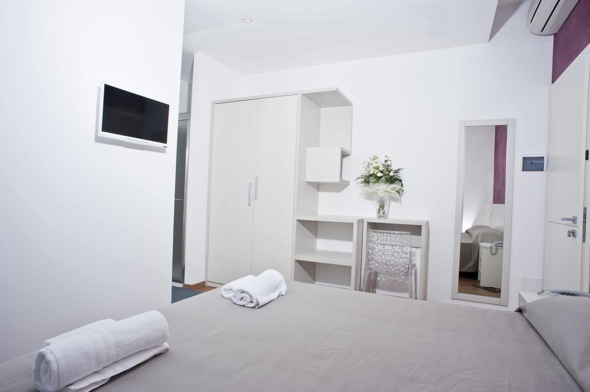 Hotel Atlas Gabicce Mare Ngoại thất bức ảnh