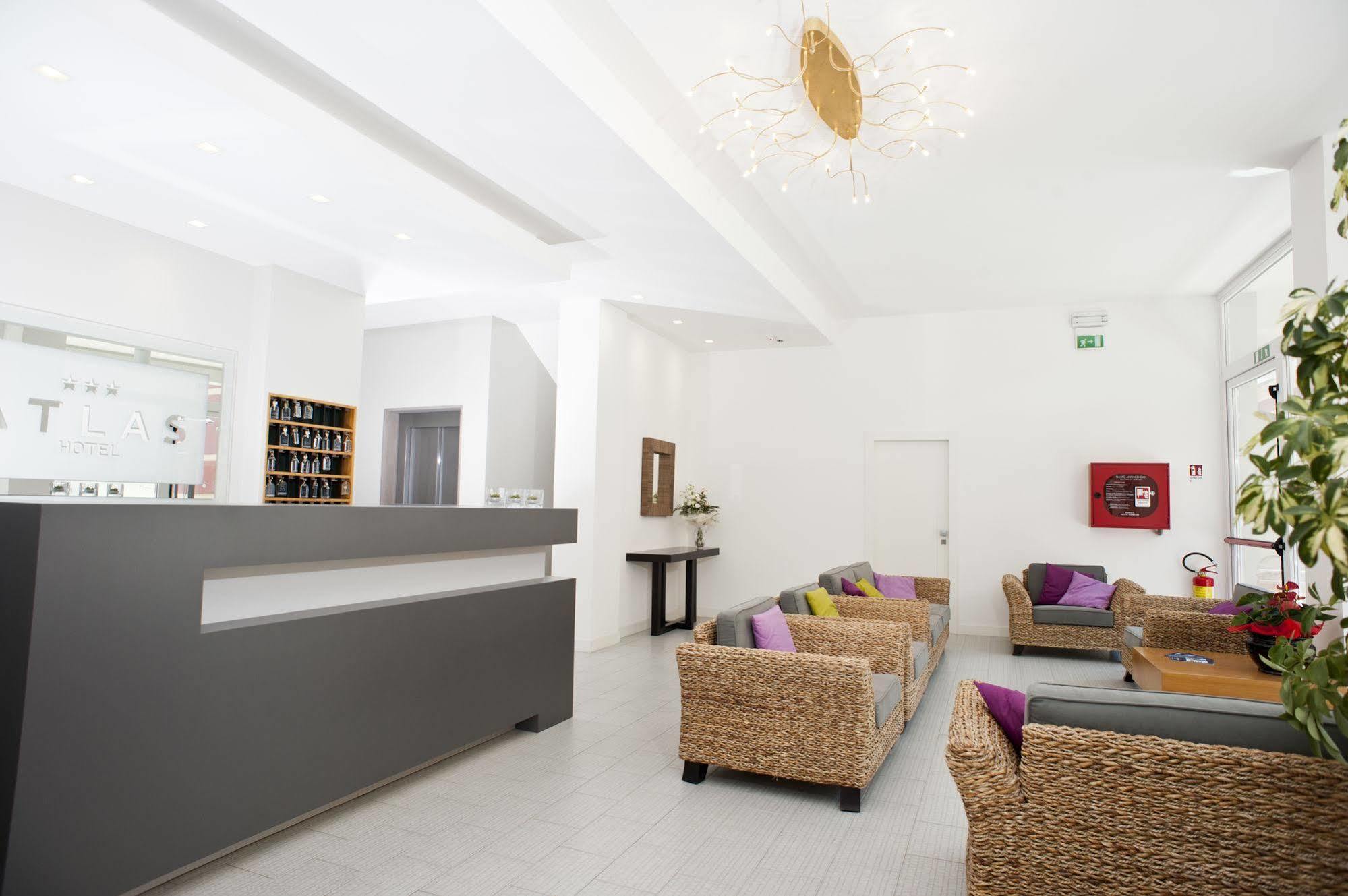 Hotel Atlas Gabicce Mare Ngoại thất bức ảnh