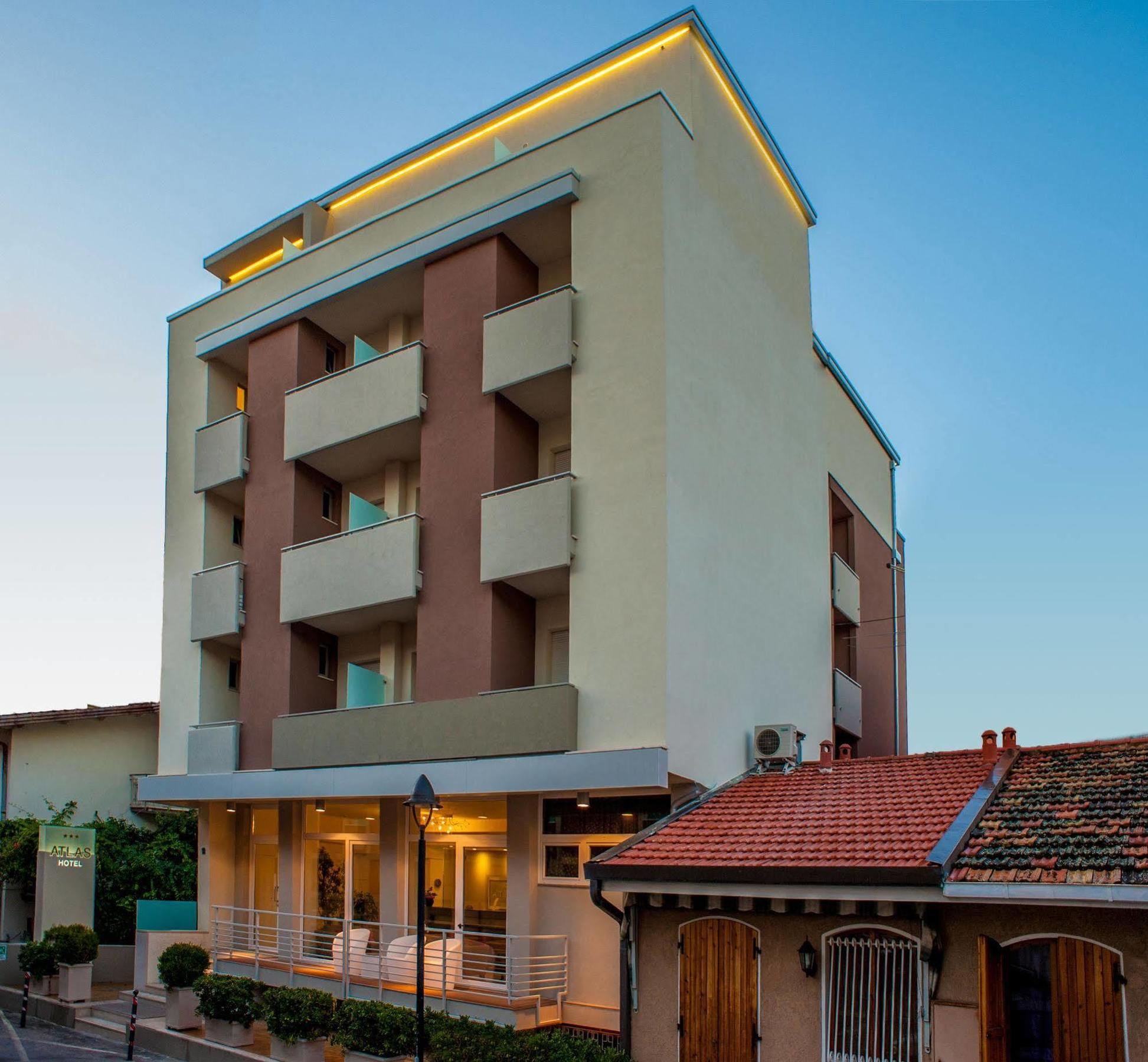 Hotel Atlas Gabicce Mare Ngoại thất bức ảnh